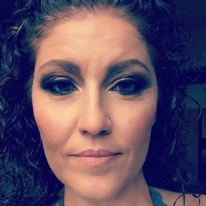 Meet your Posher, Brandi